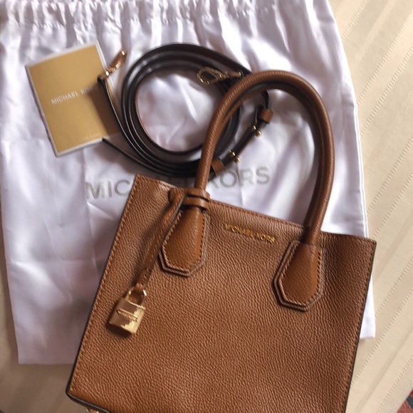 Tan Michael Kors purse - Picture 1 of 6